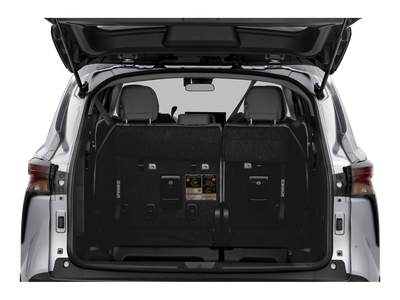 2025 Toyota Sienna LE 8-Passenger
