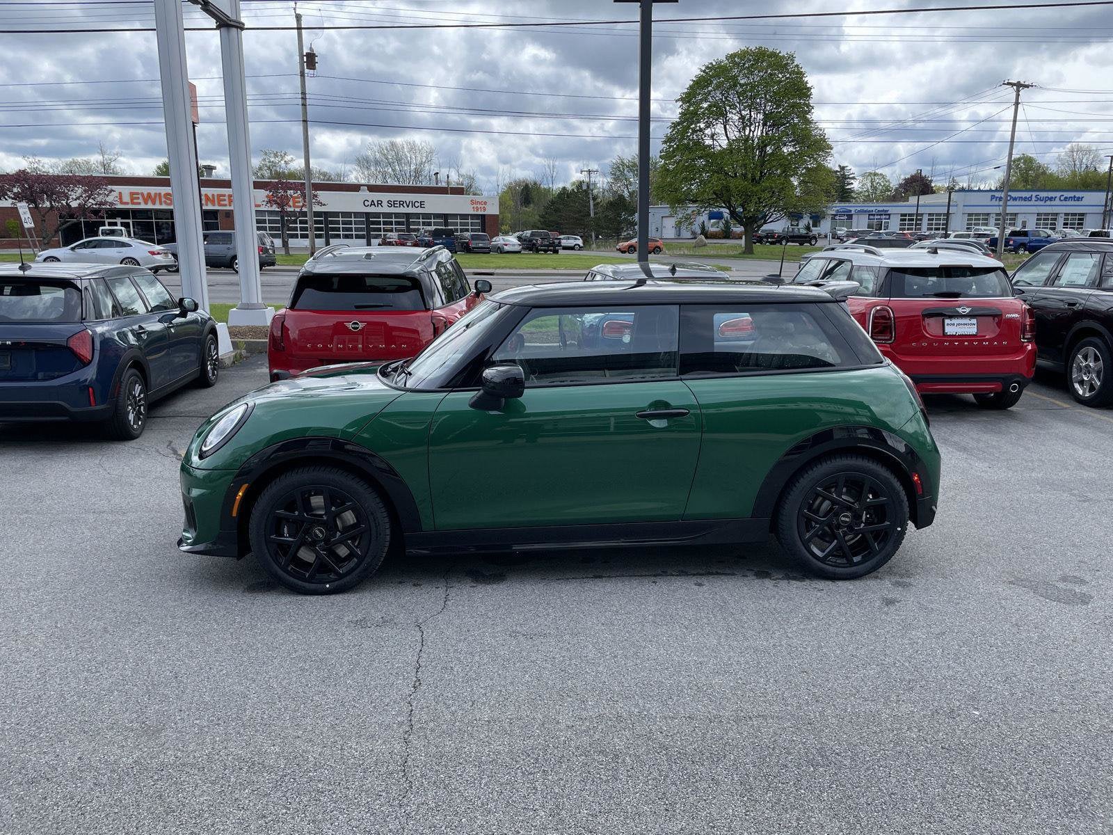 2026 MINI 2 DOOR ICONIC