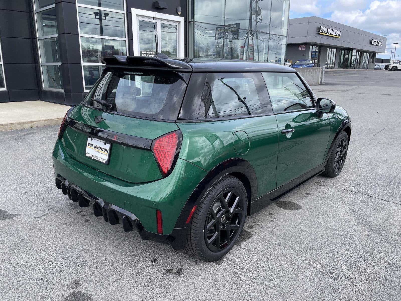 2026 MINI 2 DOOR ICONIC