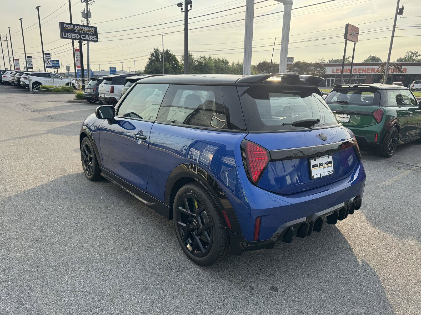 2026 MINI 2 DOOR ICONIC