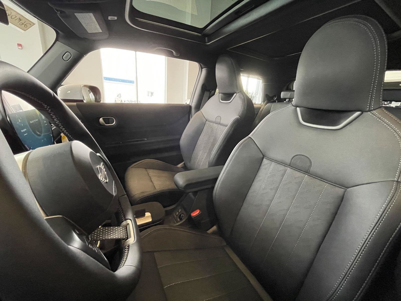 2026 MINI 2 DOOR SIGNATURE PLUS