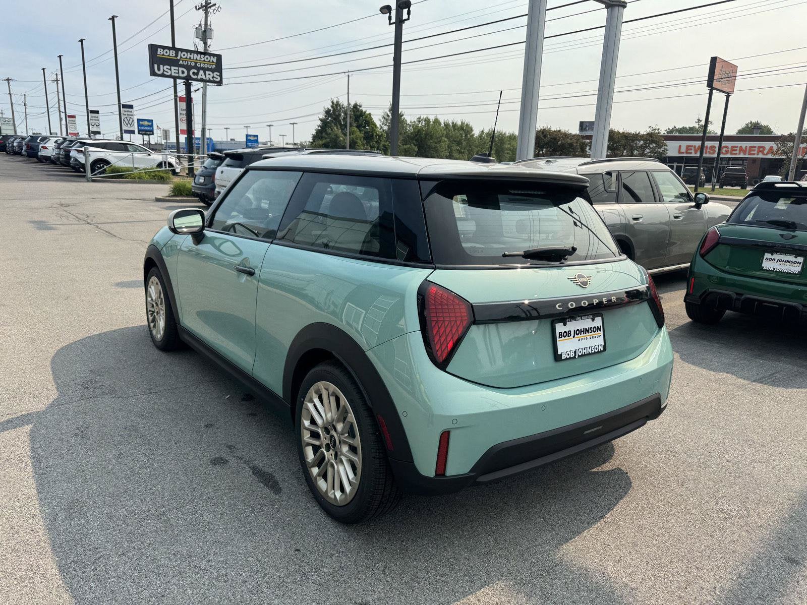 2026 MINI 2 DOOR SIGNATURE PLUS