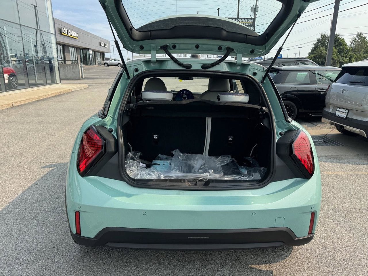 2026 MINI 2 DOOR SIGNATURE PLUS