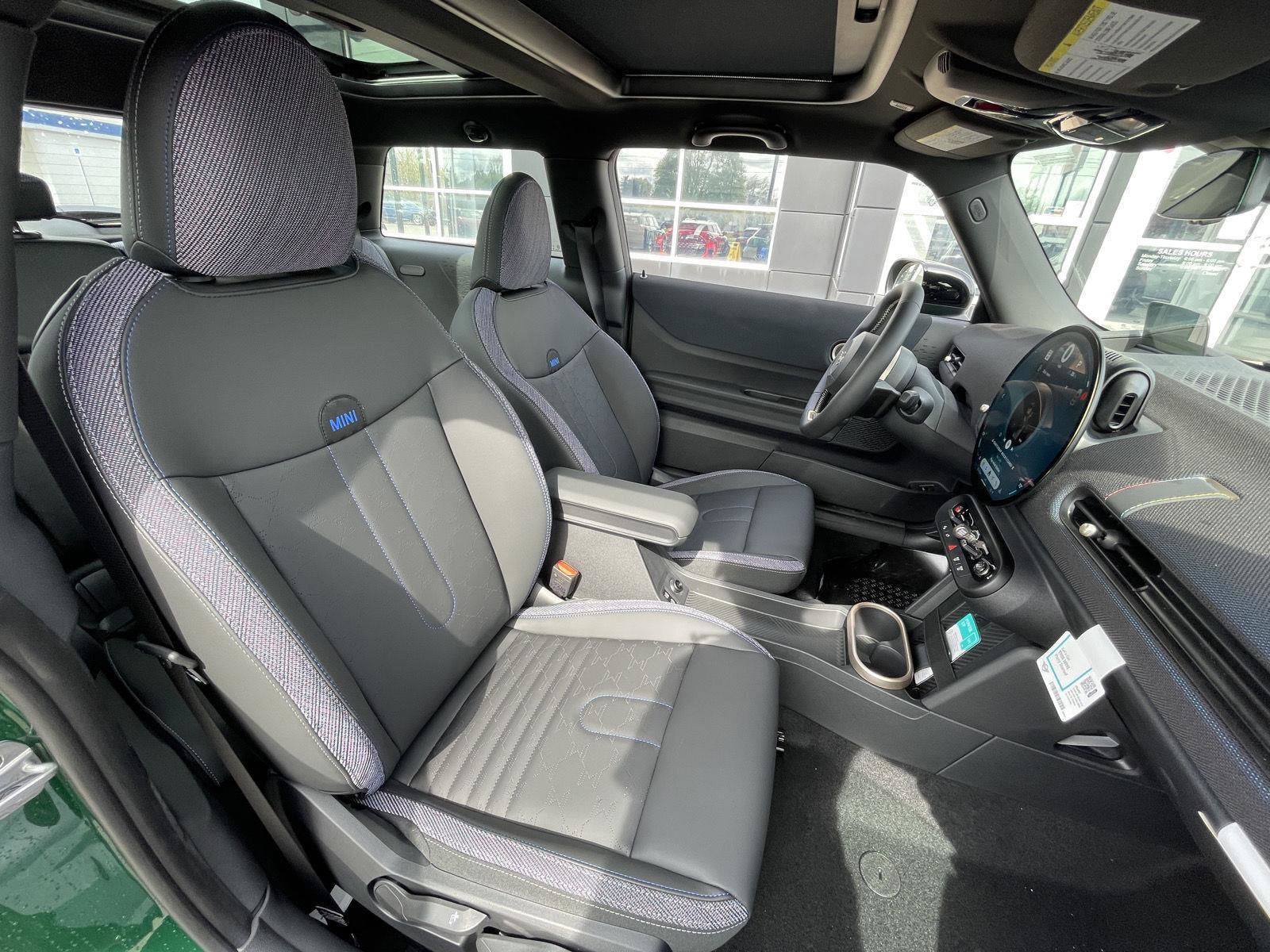 2026 MINI 2 DOOR SIGNATURE PLUS