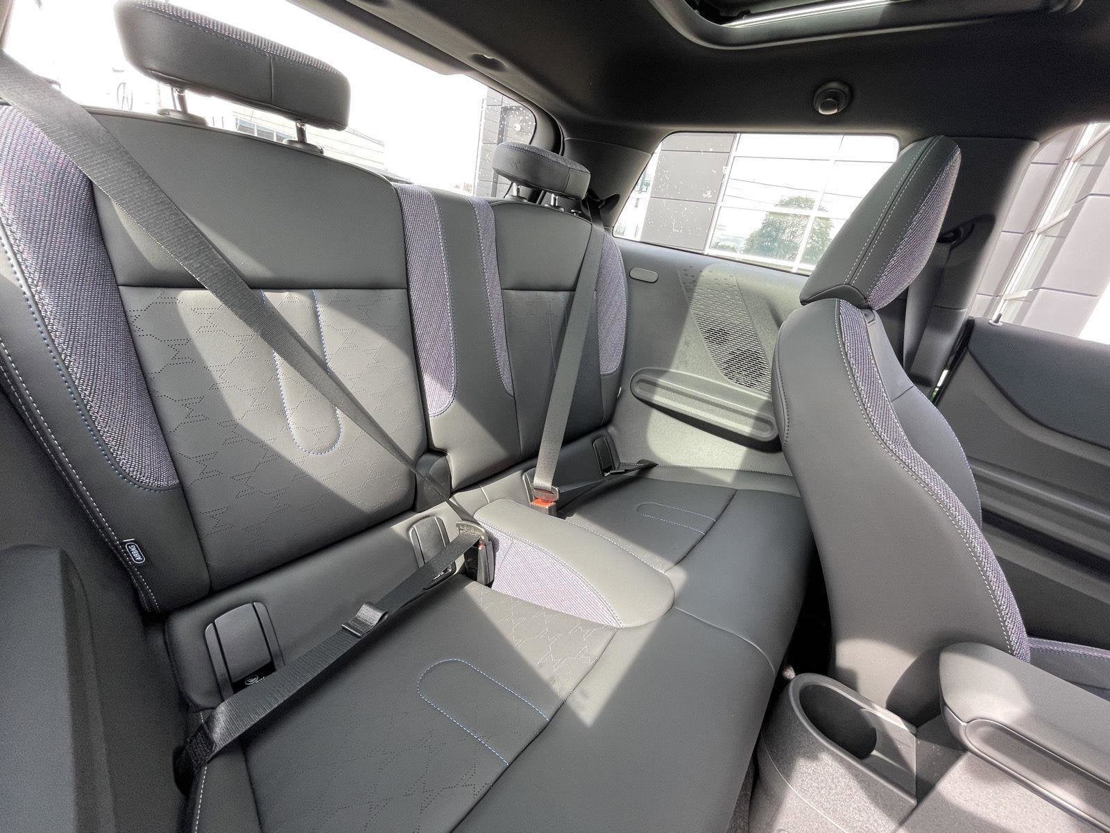 2026 MINI 2 DOOR SIGNATURE PLUS