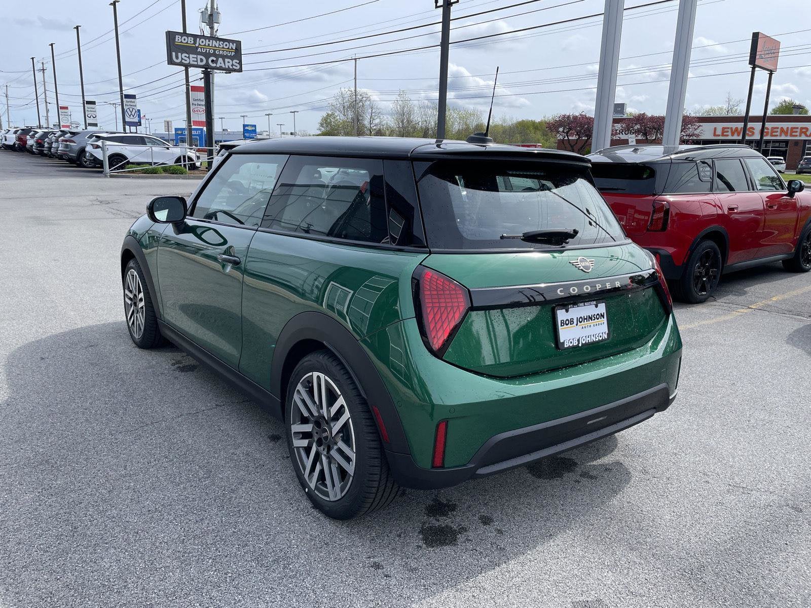 2026 MINI 2 DOOR SIGNATURE PLUS