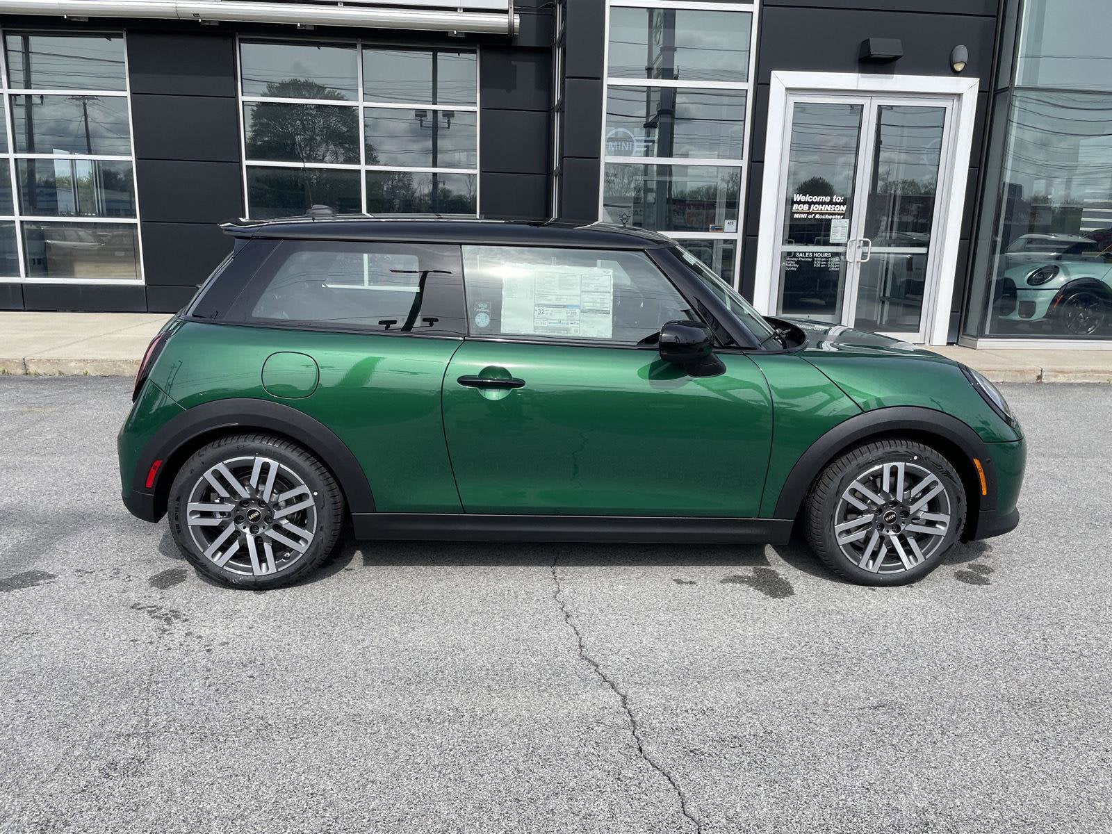 2026 MINI 2 DOOR SIGNATURE PLUS