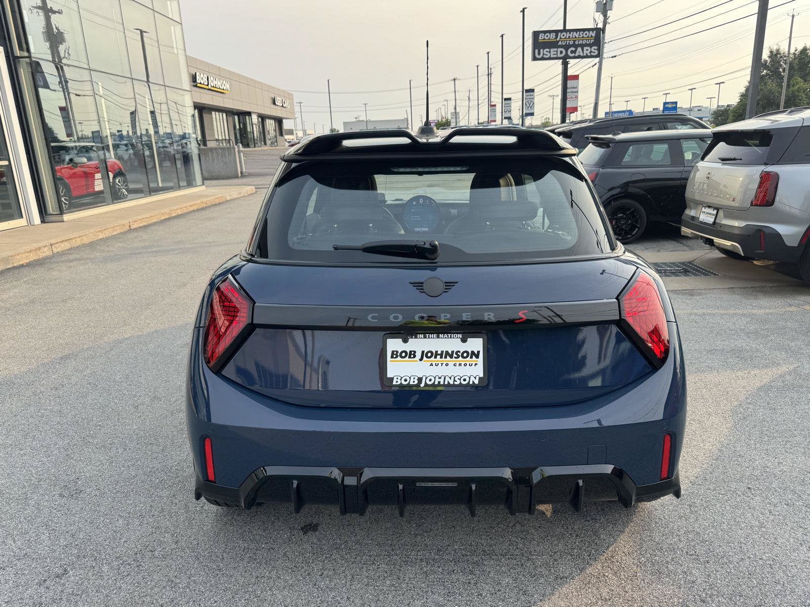 2026 MINI 2 DOOR ICONIC