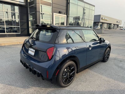 2026 MINI 2 DOOR ICONIC