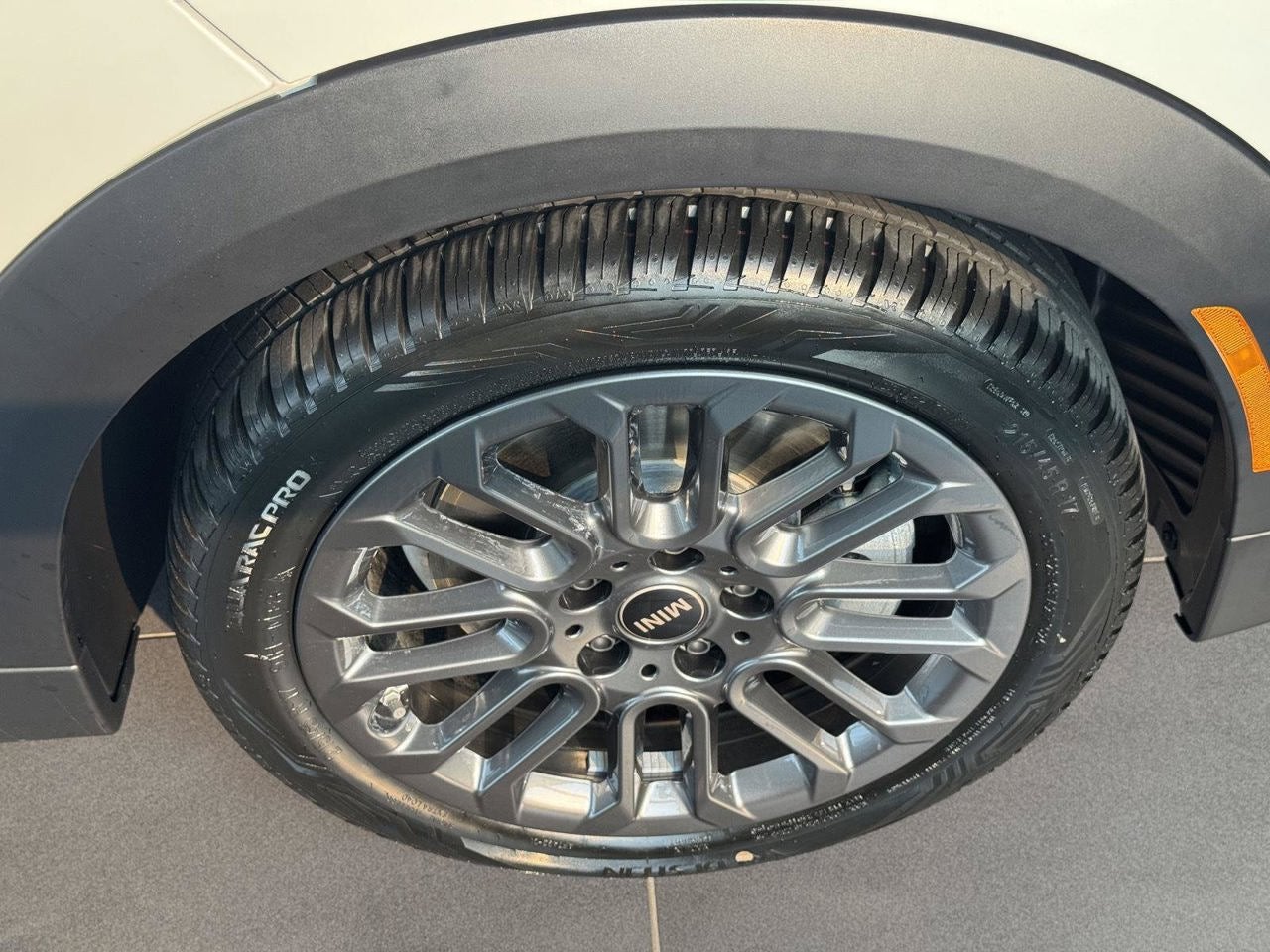2026 MINI 2 DOOR SIGNATURE PLUS