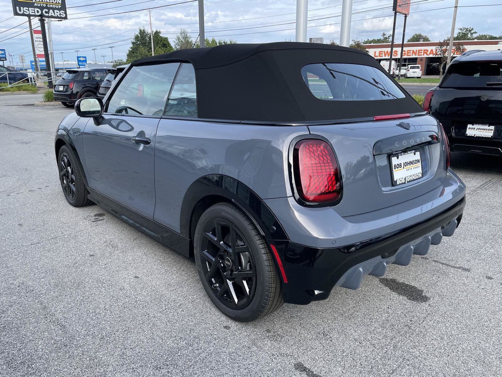 2027 MINI CONVERTIBLE ICONIC