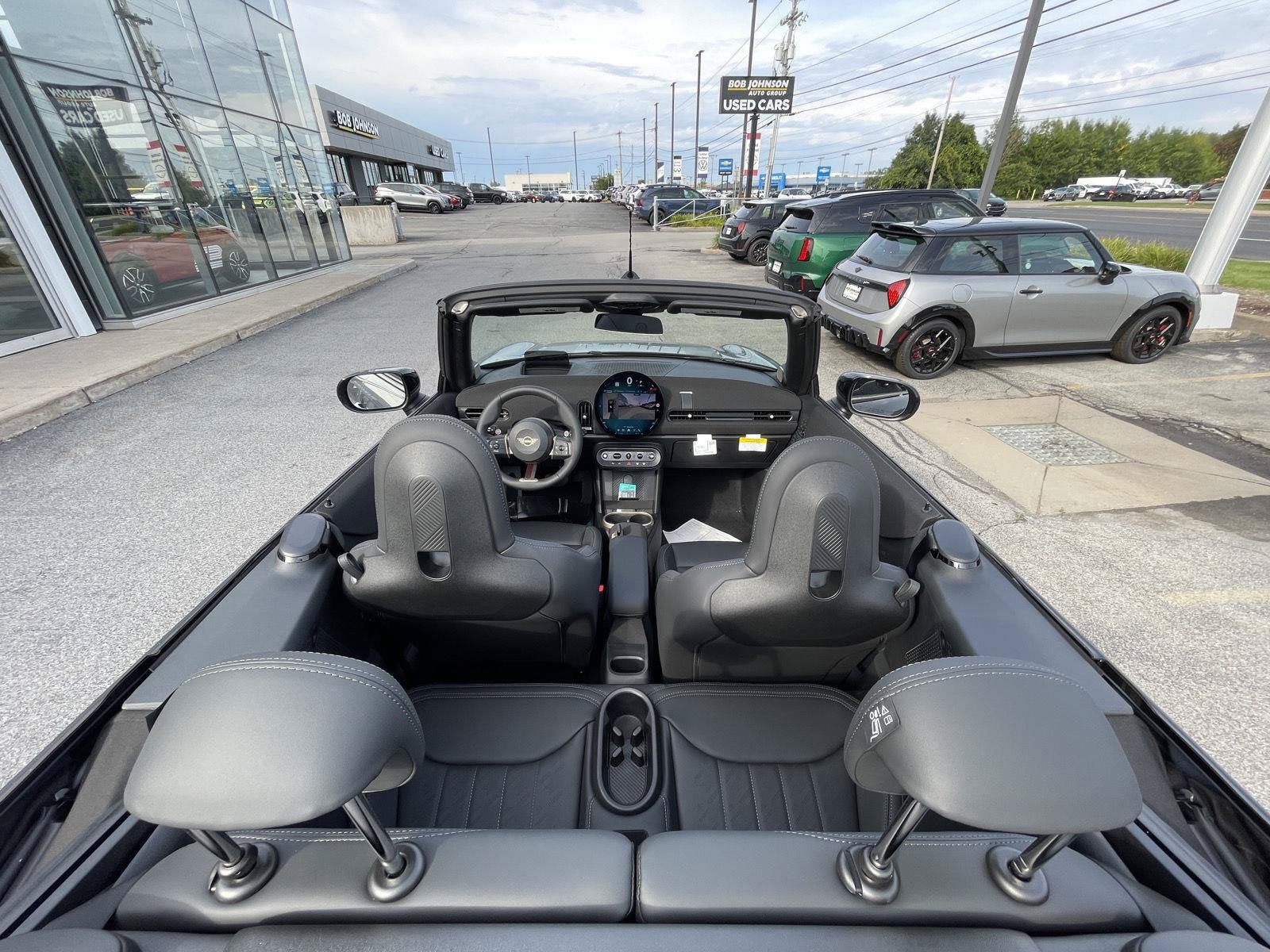 2027 MINI CONVERTIBLE ICONIC