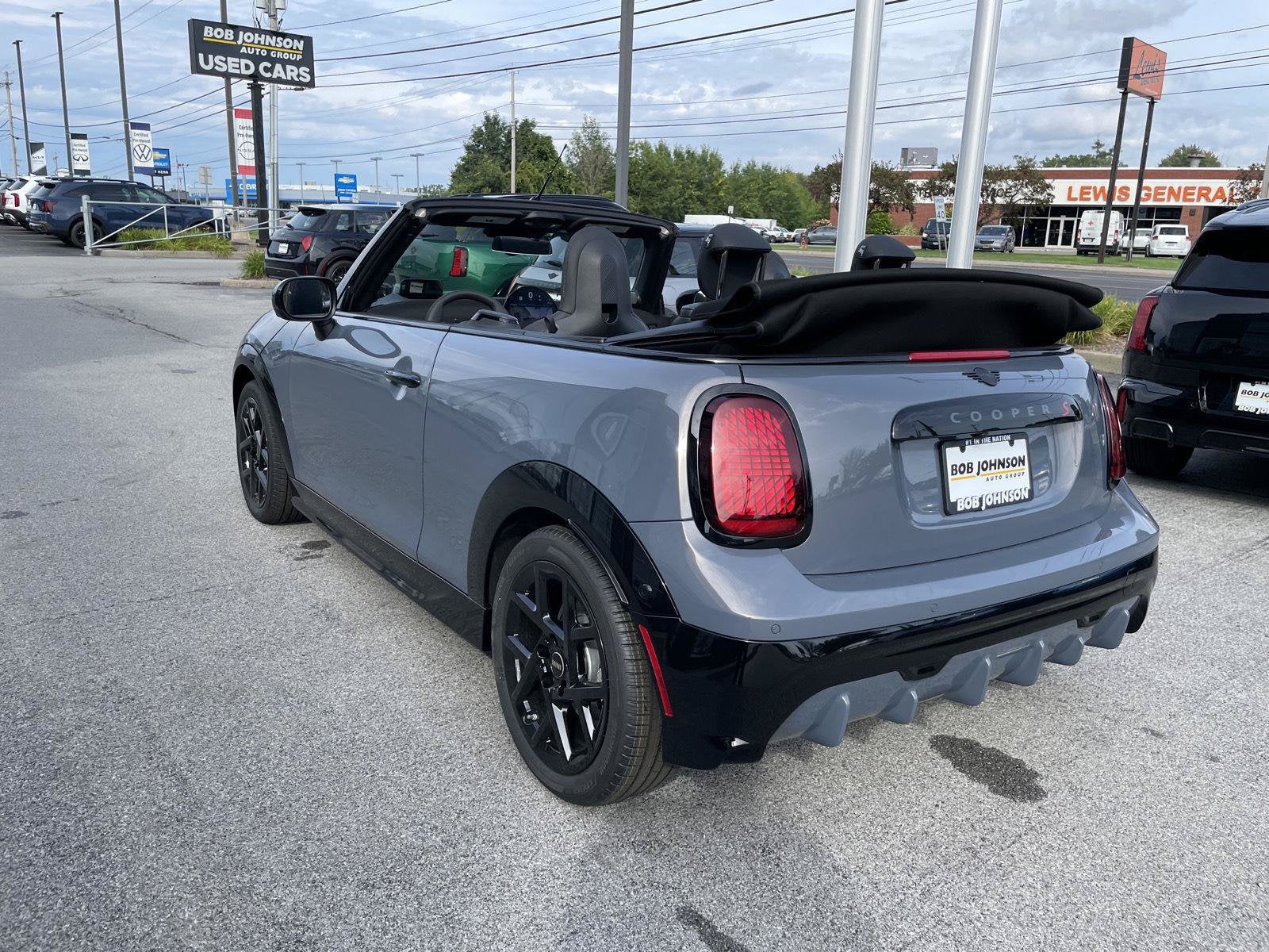 2027 MINI CONVERTIBLE ICONIC