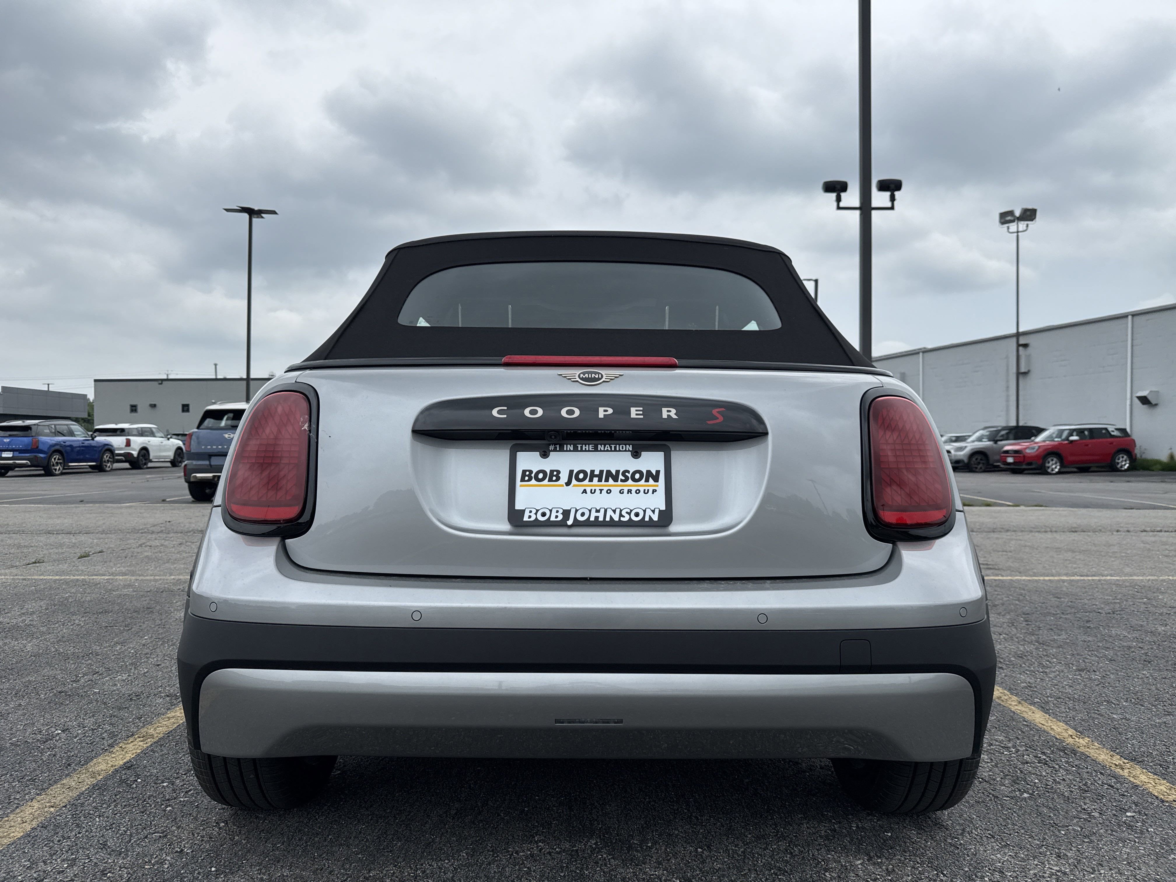 2025 MINI CONVERTIBLE ICONIC