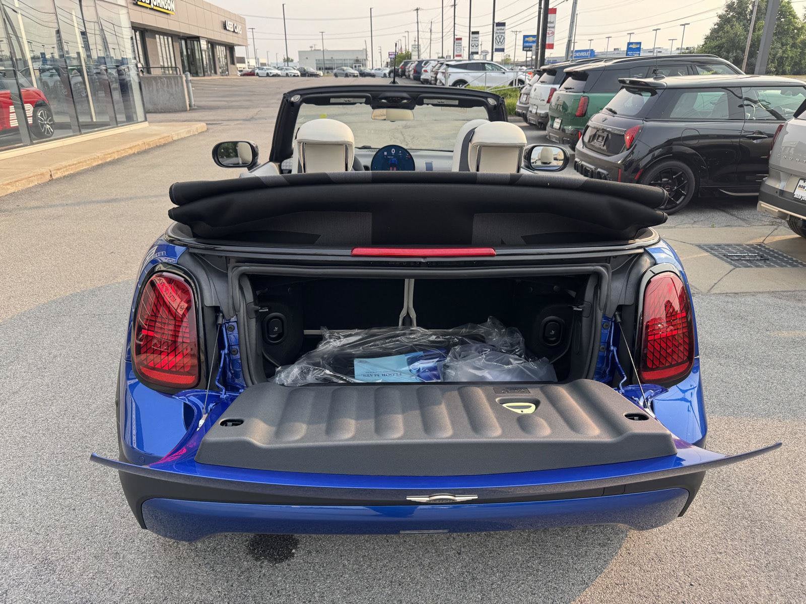 2026 MINI CONVERTIBLE ICONIC