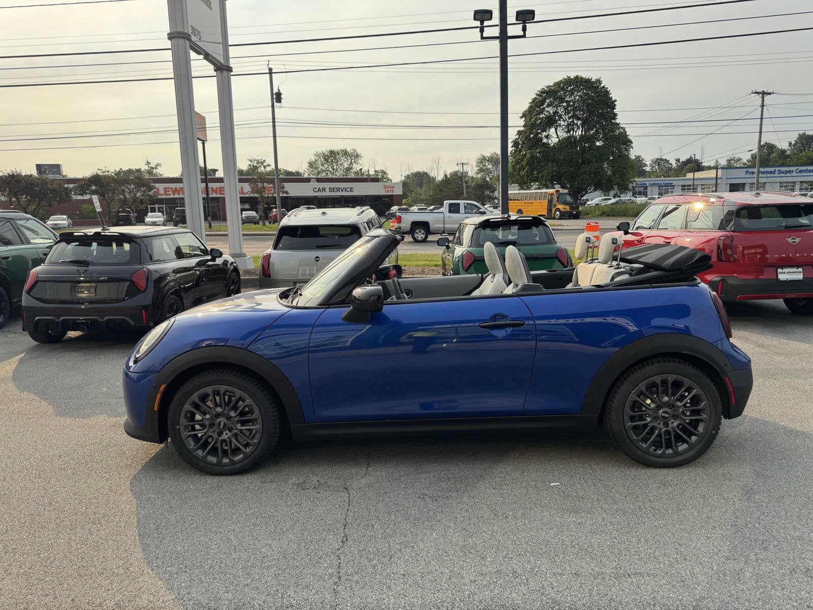 2026 MINI CONVERTIBLE ICONIC
