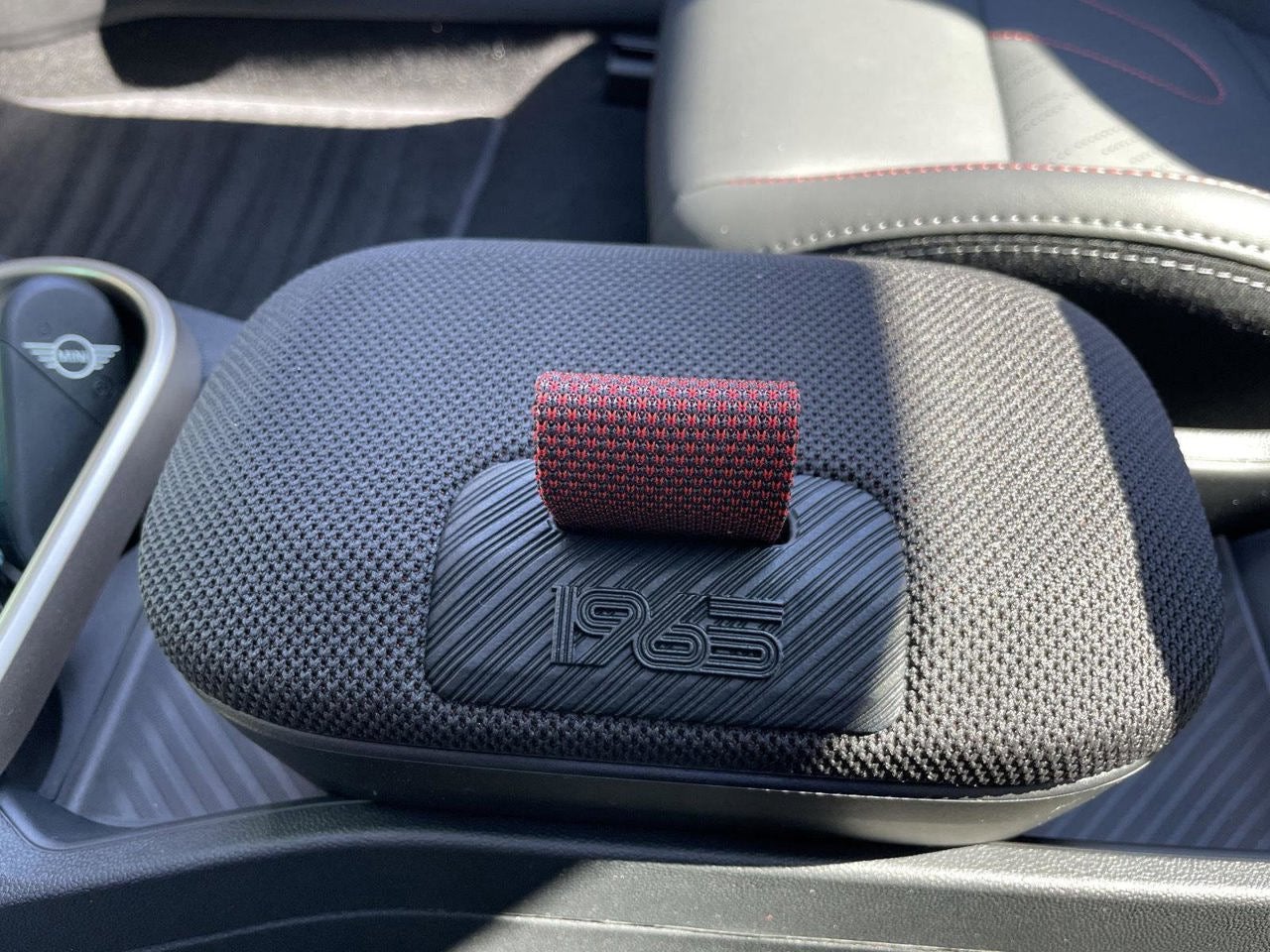 2026 MINI 2 DOOR ICONIC