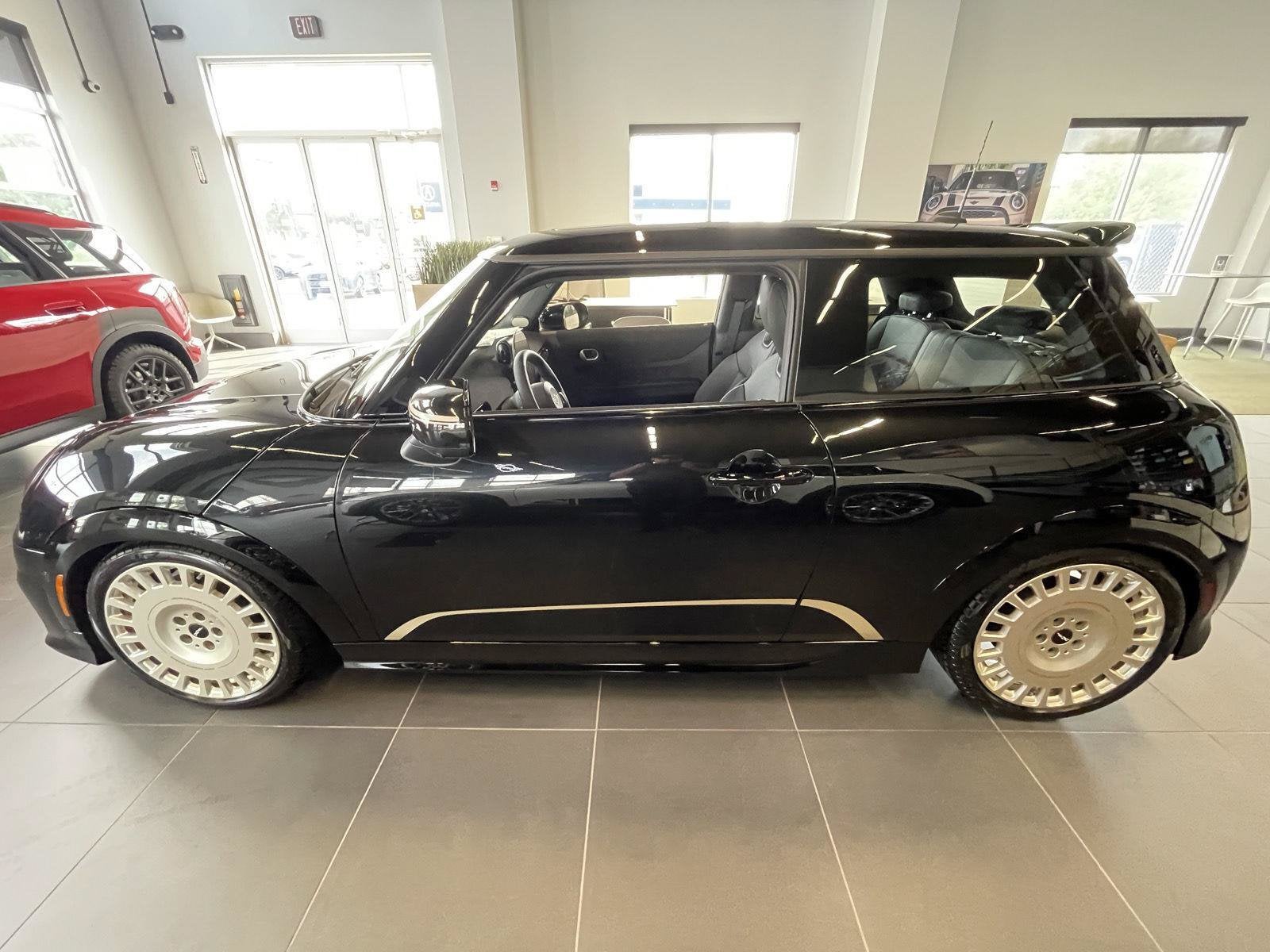 2027 MINI 2 DOOR ICONIC