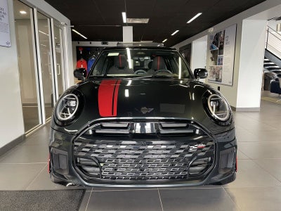 2026 MINI 4 DOOR ICONIC