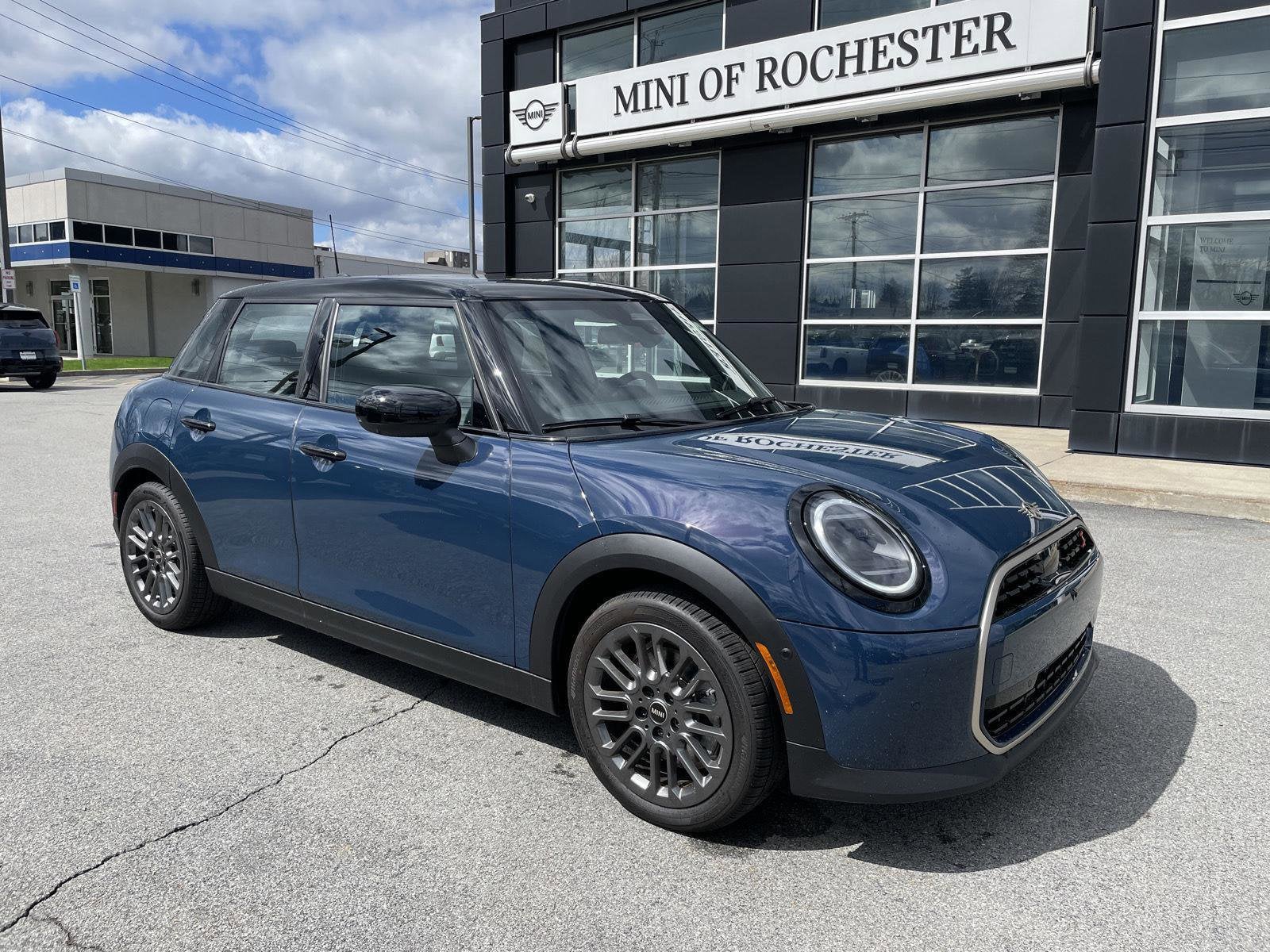 2026 MINI 4 DOOR ICONIC