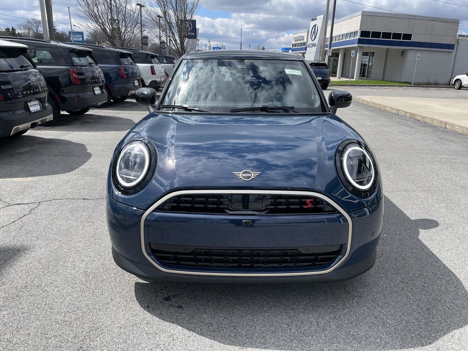 2026 MINI 4 DOOR ICONIC