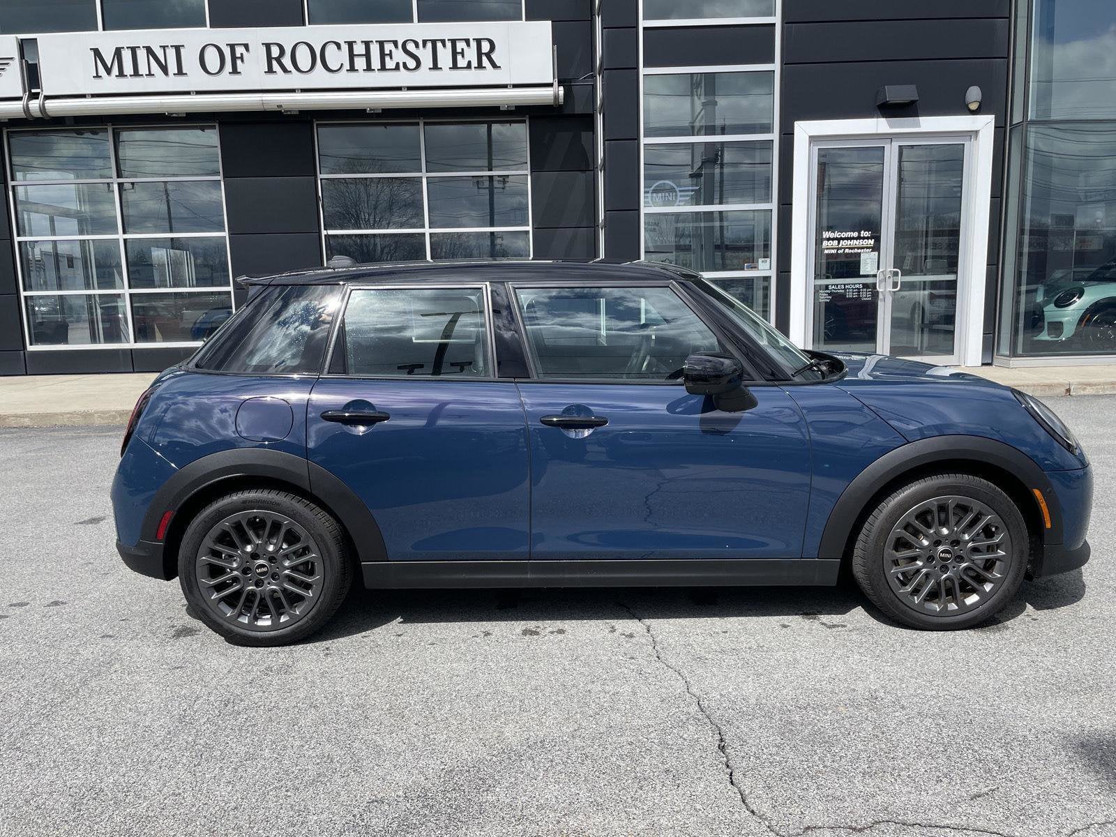 2026 MINI 4 DOOR ICONIC