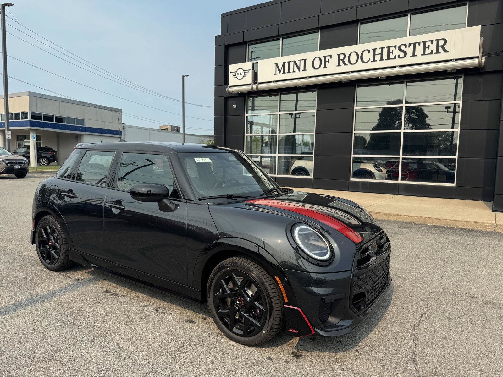 2026 MINI 4 DOOR ICONIC