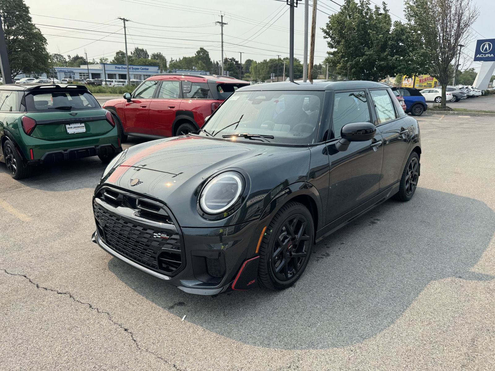 2026 MINI 4 DOOR ICONIC