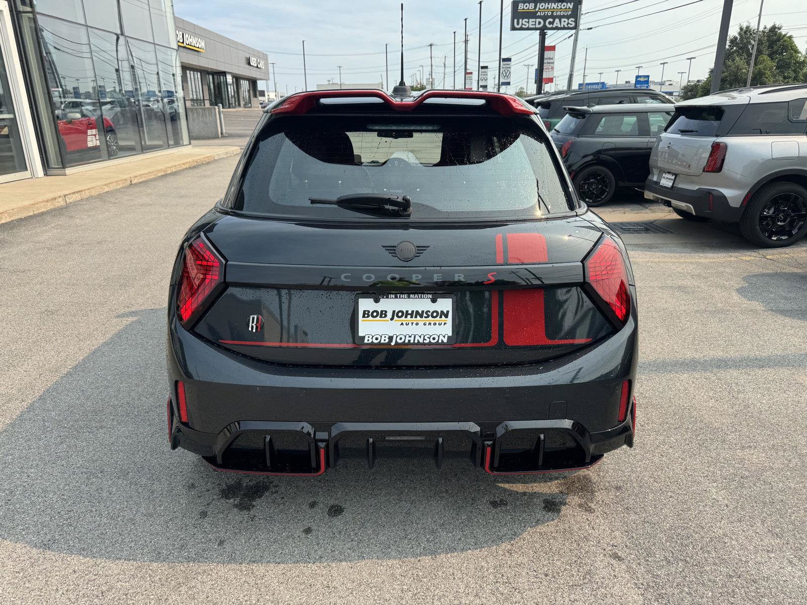 2026 MINI 4 DOOR ICONIC