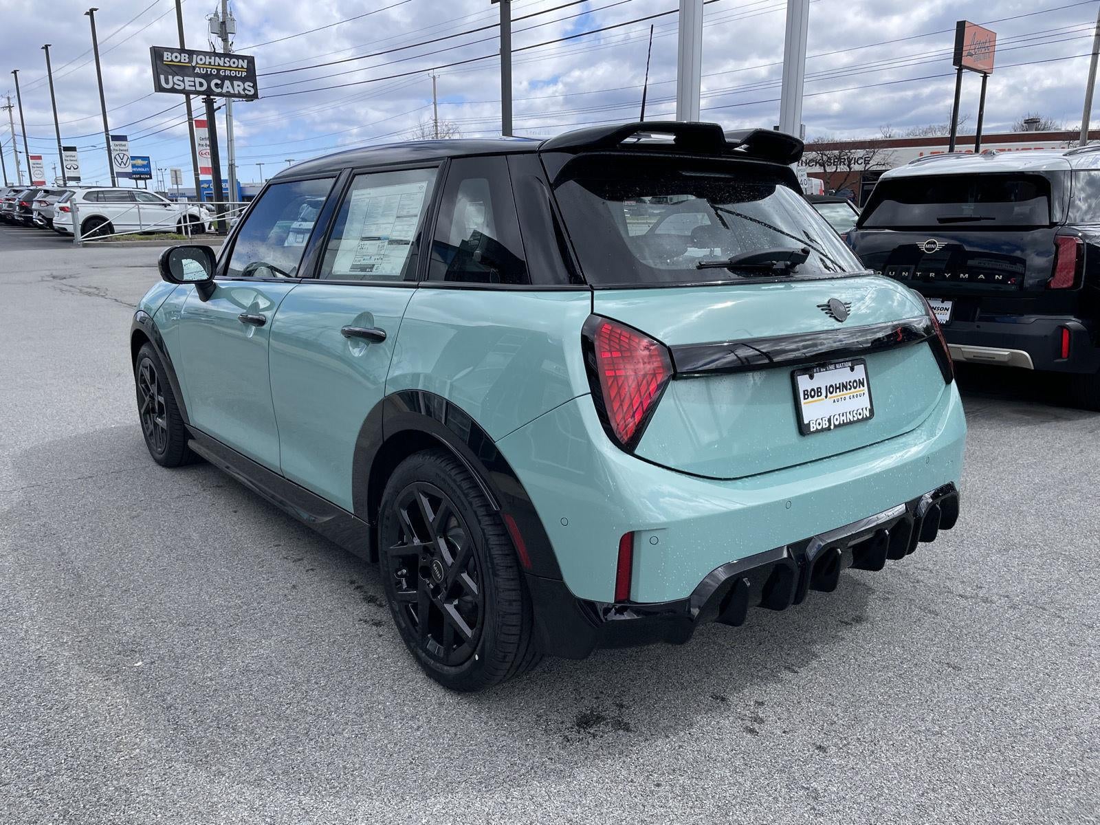 2026 MINI 4 DOOR ICONIC