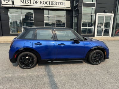 2026 MINI 4 DOOR ICONIC