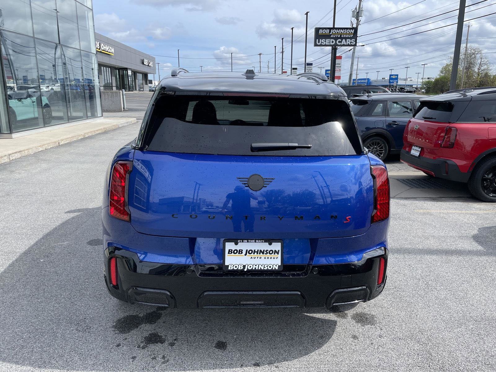 2027 MINI COUNTRYMAN ICONIC
