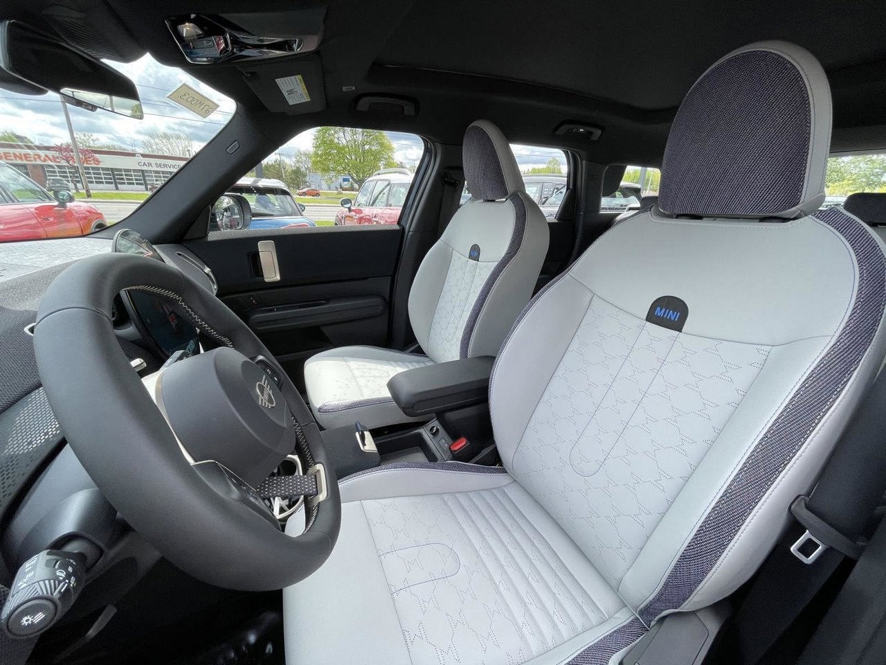2027 MINI COUNTRYMAN SIGNATURE PLUS