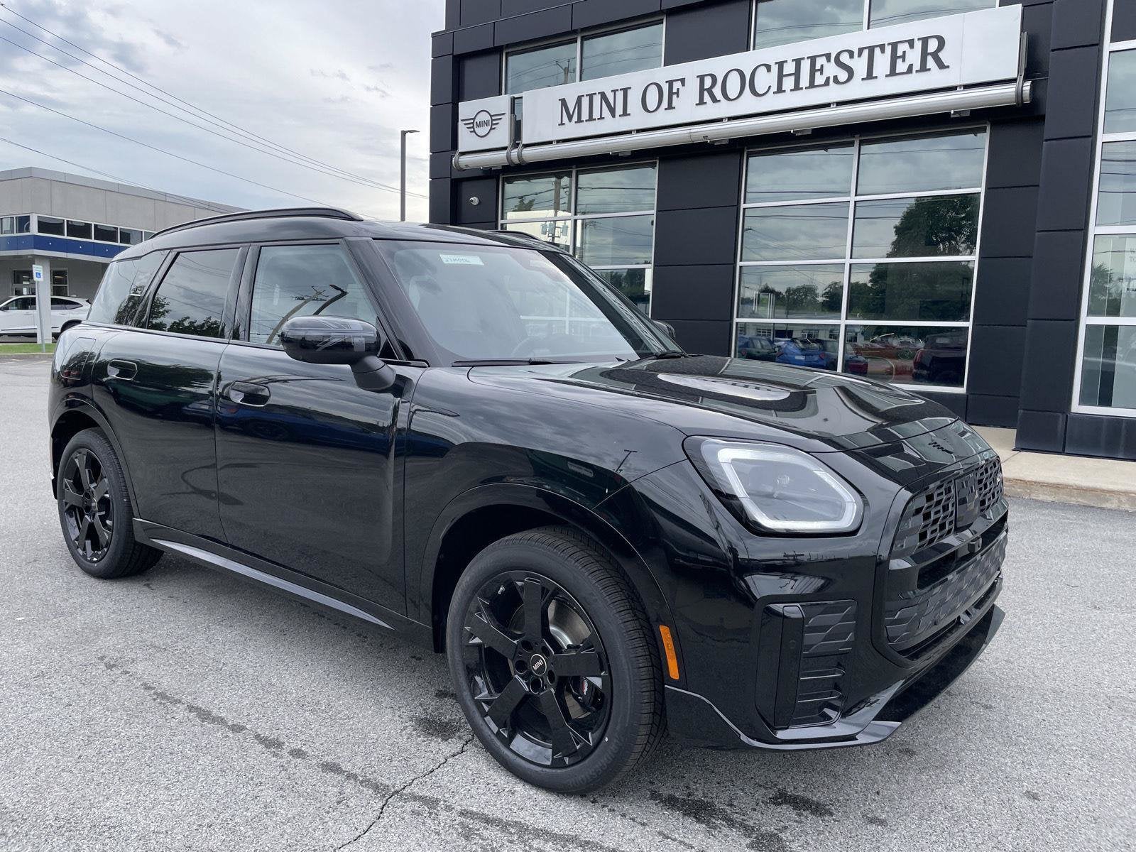 2027 MINI COUNTRYMAN ICONIC