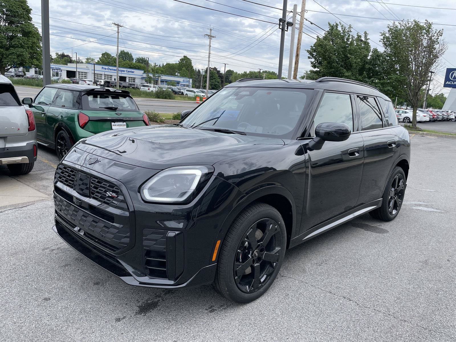 2027 MINI COUNTRYMAN ICONIC