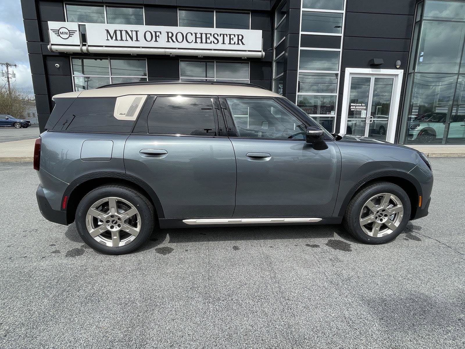 2027 MINI COUNTRYMAN ICONIC