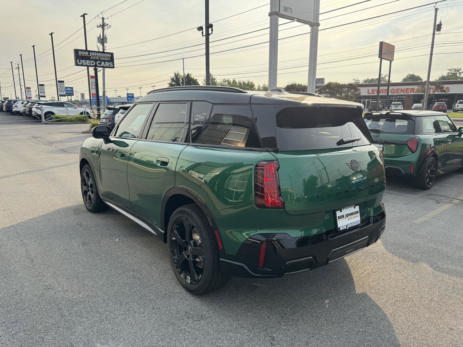 2027 MINI COUNTRYMAN ICONIC