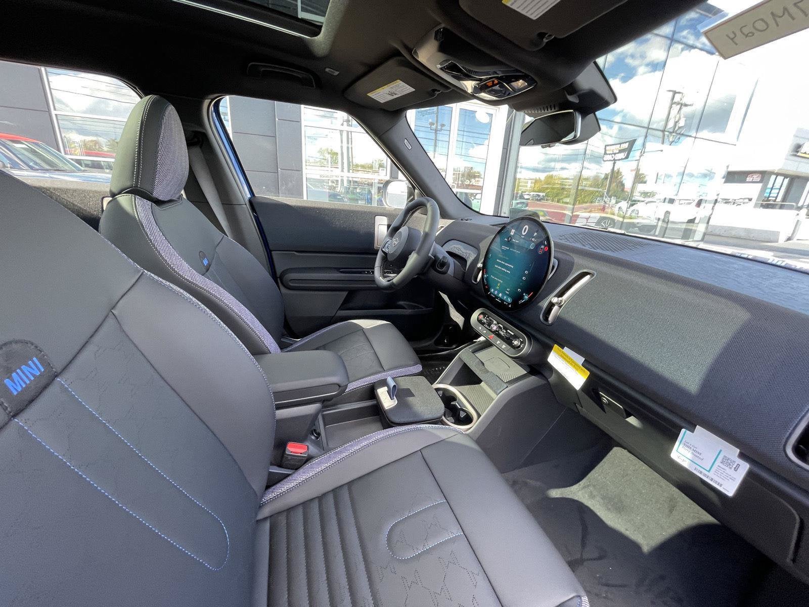 2027 MINI COUNTRYMAN SIGNATURE PLUS