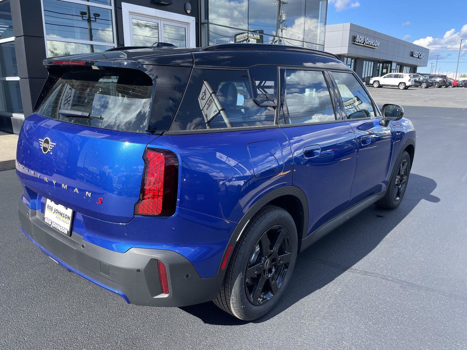 2027 MINI COUNTRYMAN SIGNATURE PLUS