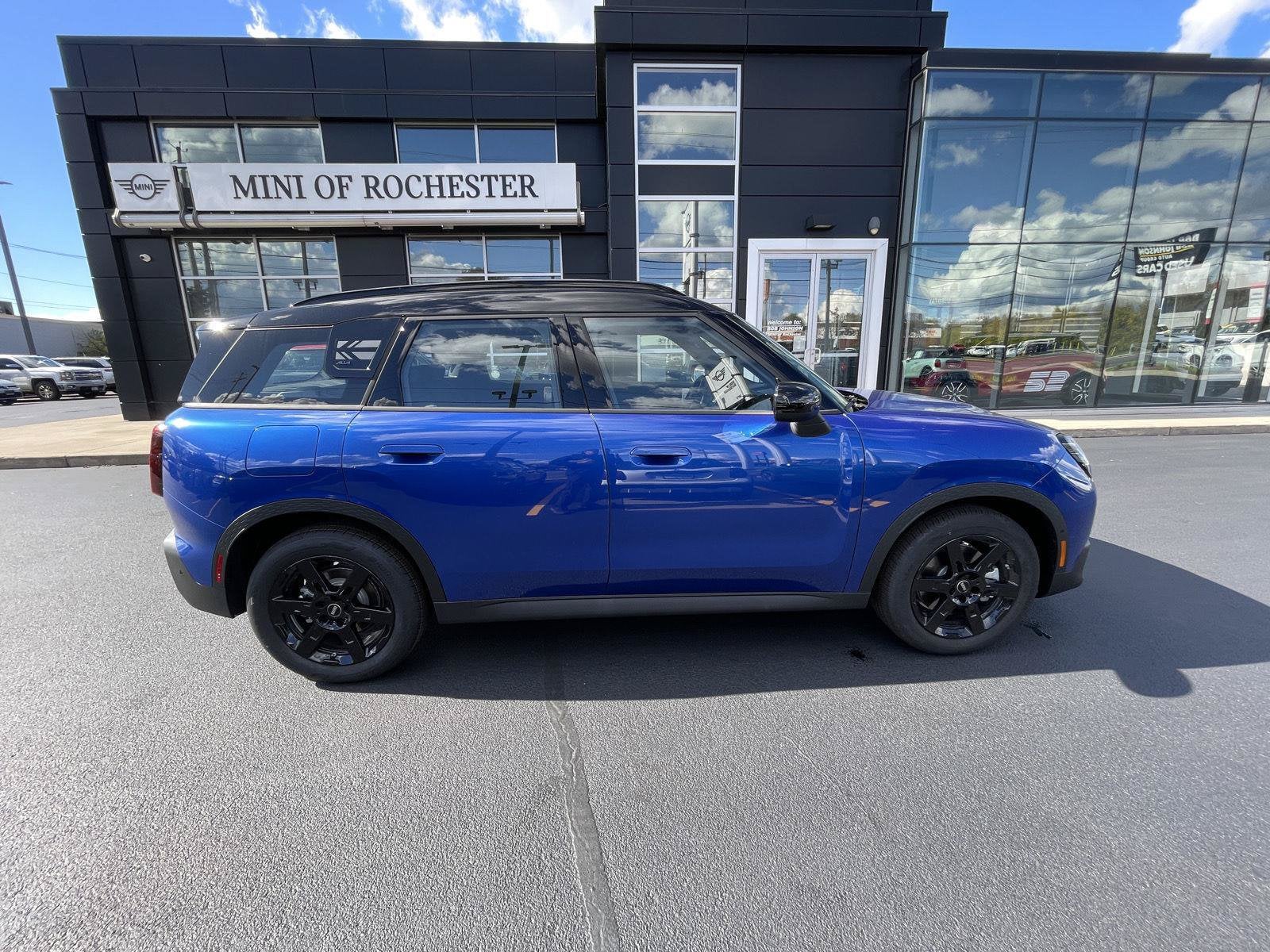 2027 MINI COUNTRYMAN SIGNATURE PLUS