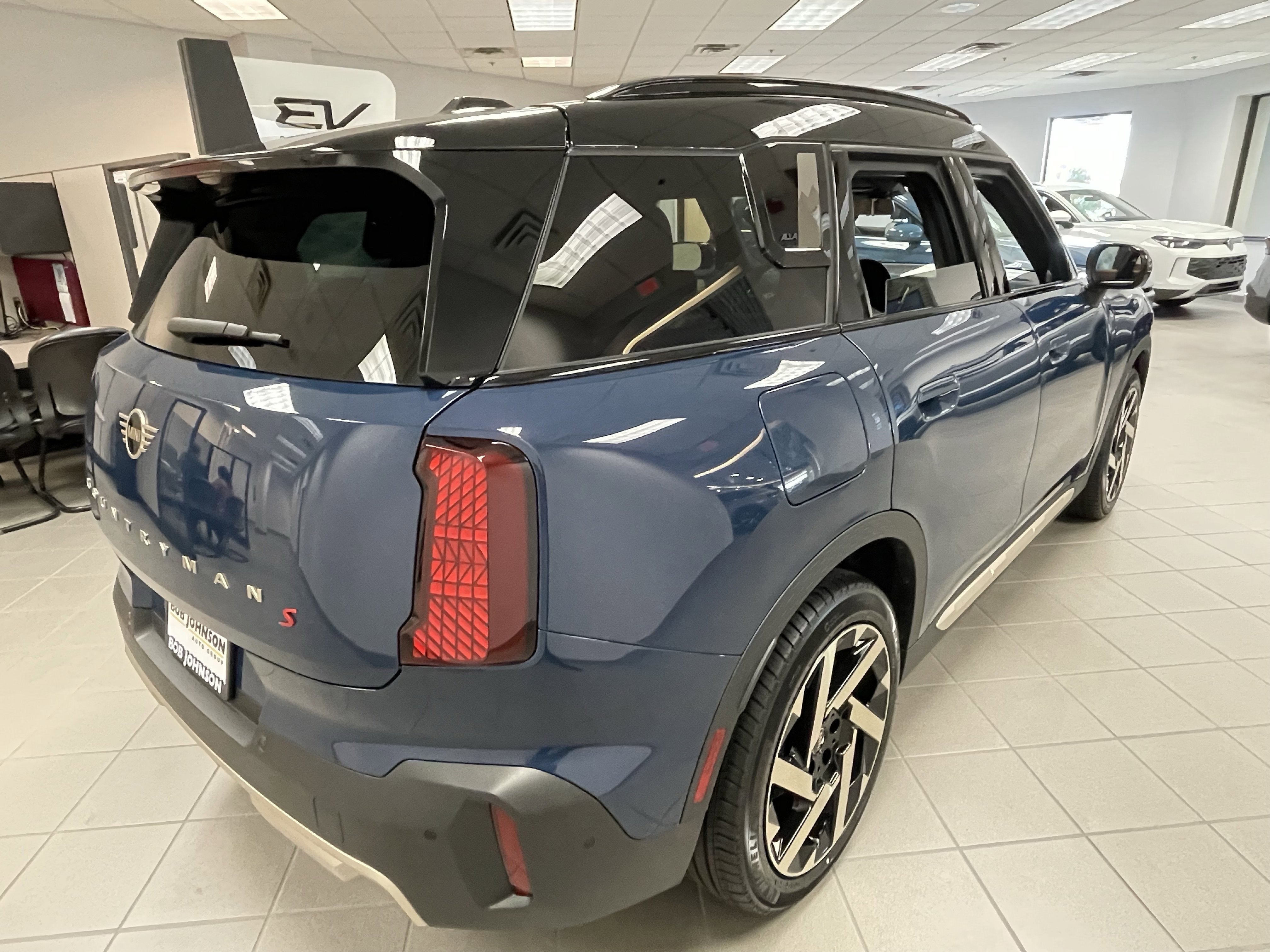 2026 MINI COUNTRYMAN ICONIC