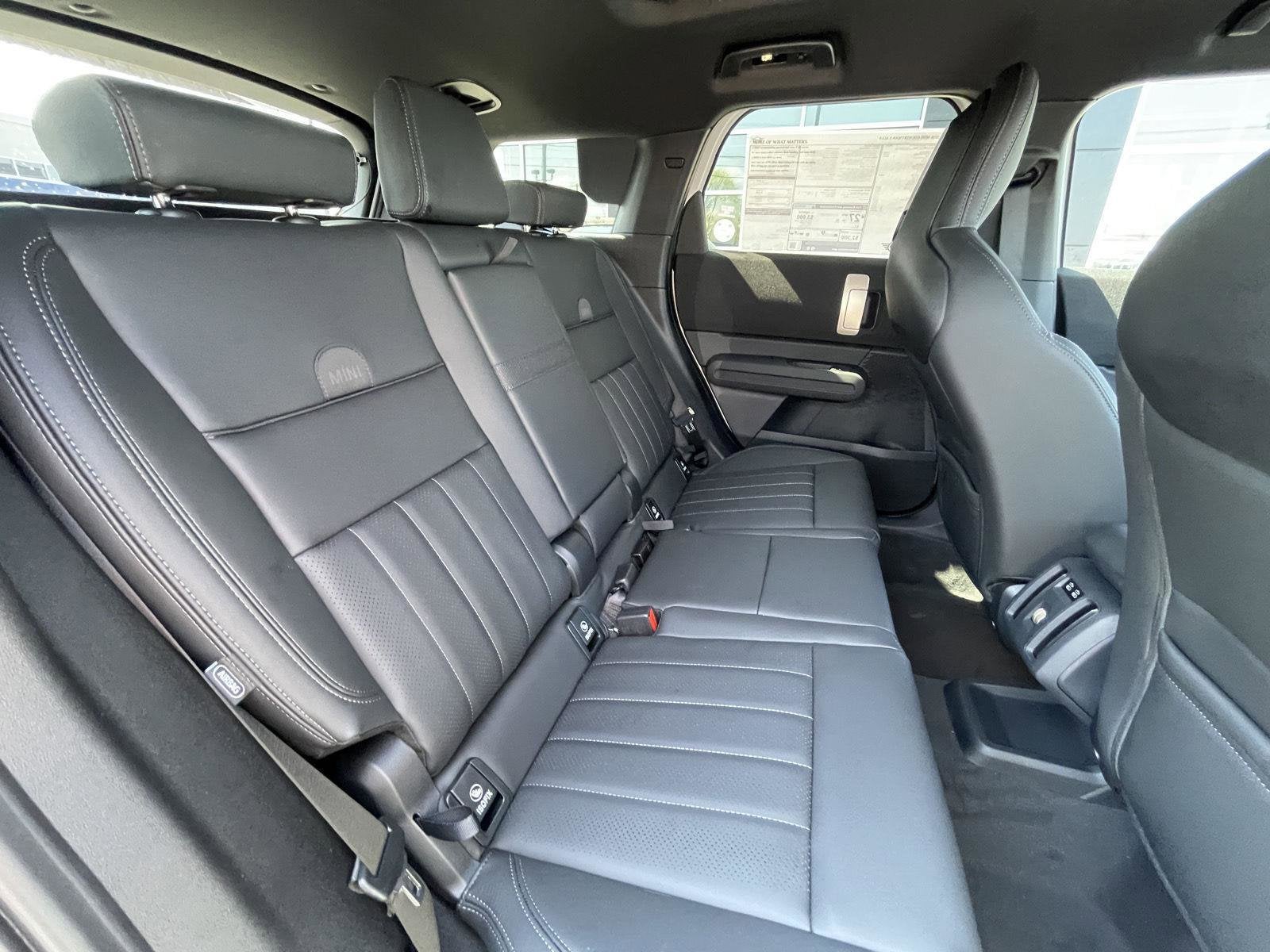 2026 MINI COUNTRYMAN ICONIC