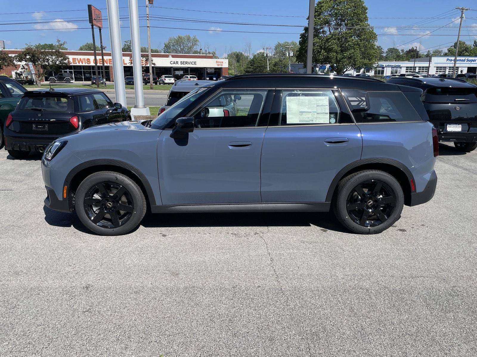 2027 MINI COUNTRYMAN SIGNATURE PLUS