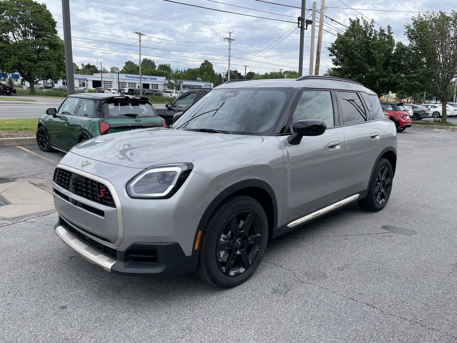 2027 MINI COUNTRYMAN ICONIC