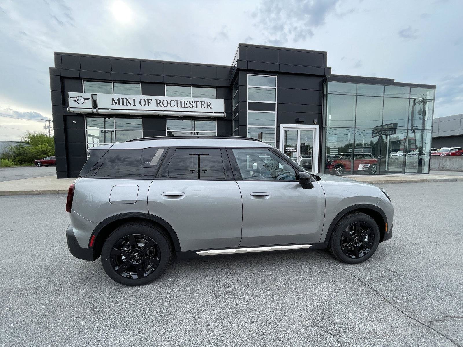 2027 MINI COUNTRYMAN ICONIC