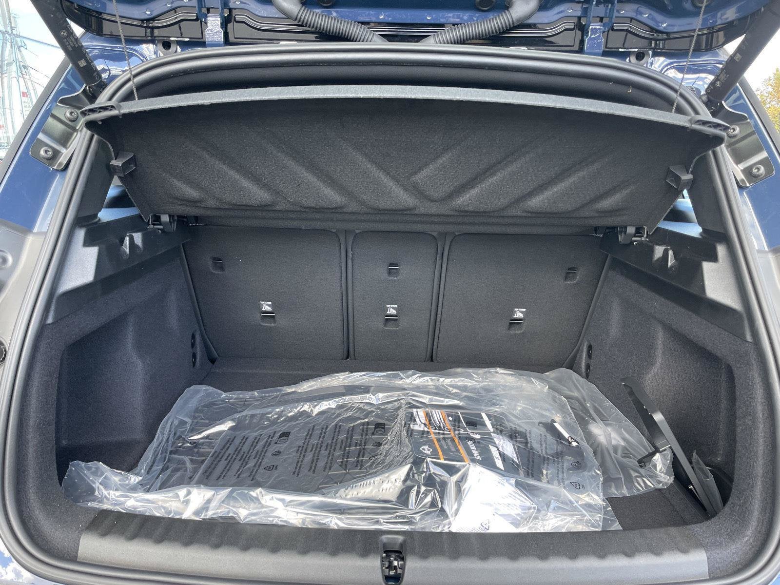 2027 MINI COUNTRYMAN SIGNATURE PLUS