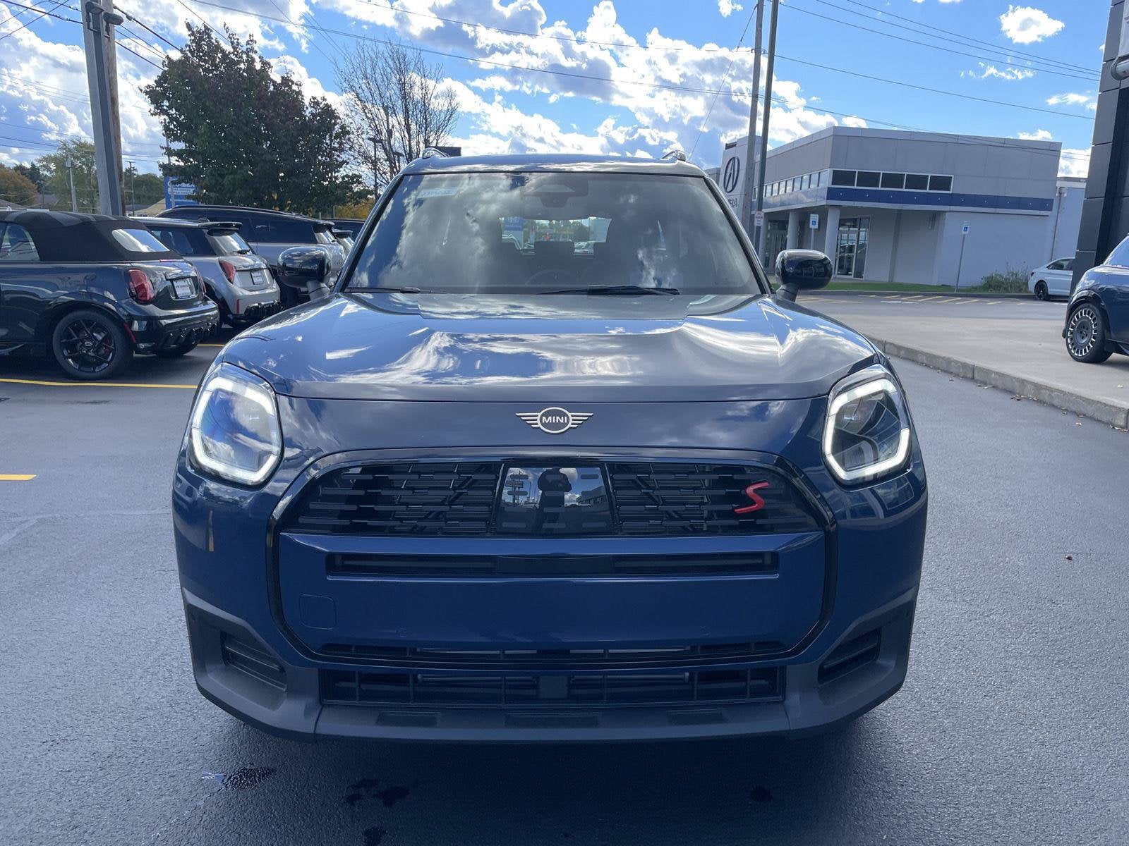 2027 MINI COUNTRYMAN SIGNATURE PLUS