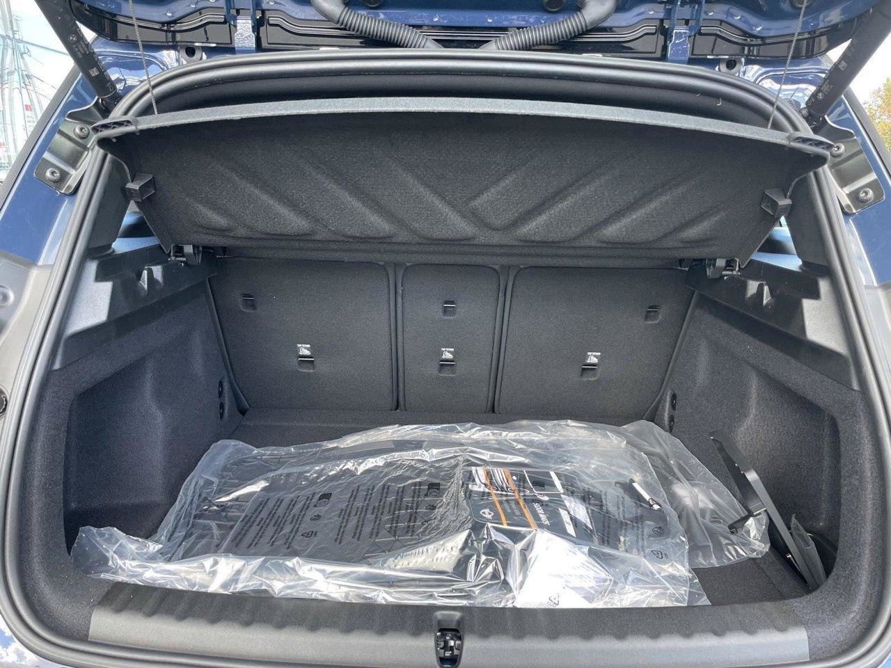 2027 MINI COUNTRYMAN SIGNATURE PLUS