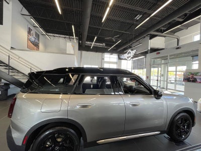 2027 MINI COUNTRYMAN SIGNATURE PLUS