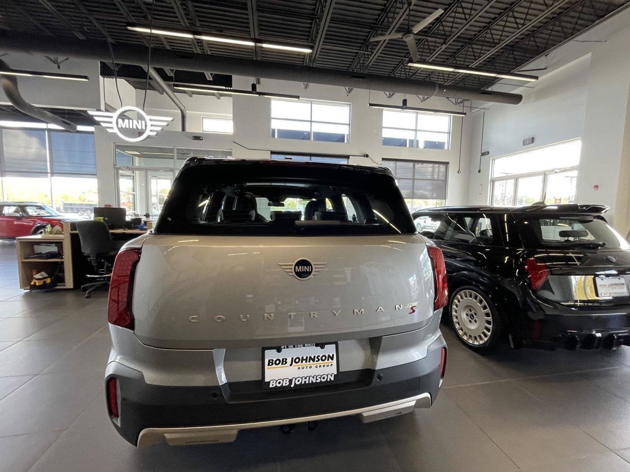 2027 MINI COUNTRYMAN SIGNATURE PLUS